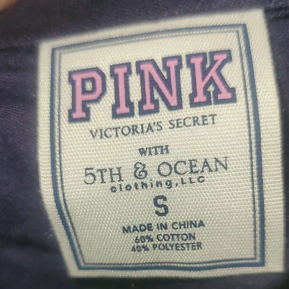 PINK Victoria's Secret Cropped Tee with Studded White NY Yankees Logo - Picture 3 of 4